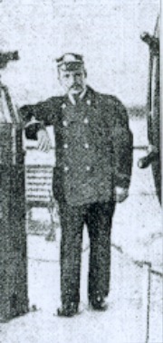 C. Morsley, 1e officier